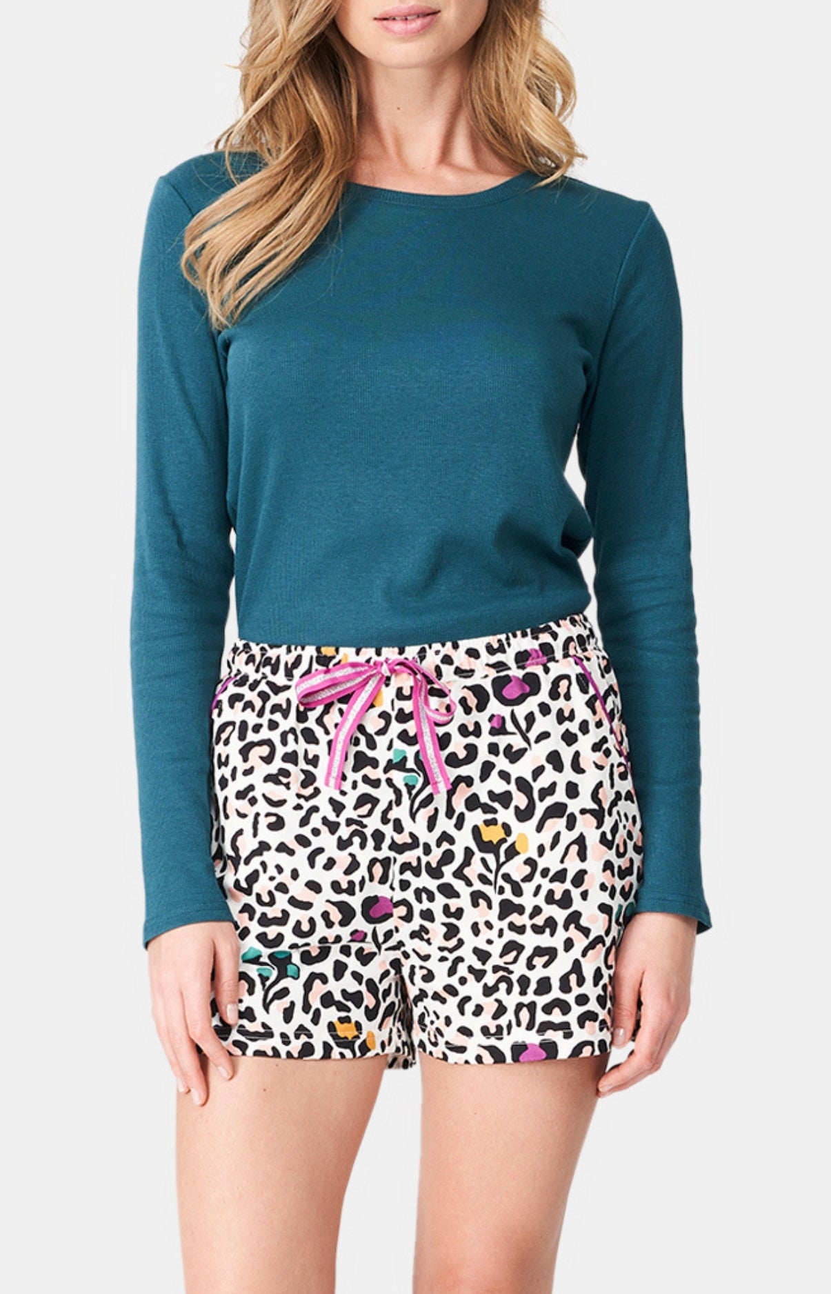 Short Femme Léopard Multicolore 1