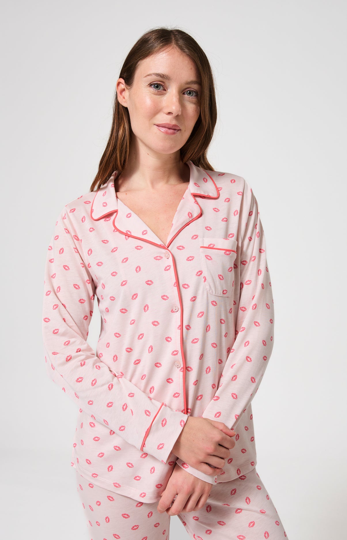 Pyjama Femme Kiss Manches longues Imprimé bisous rouge à lèvre 5