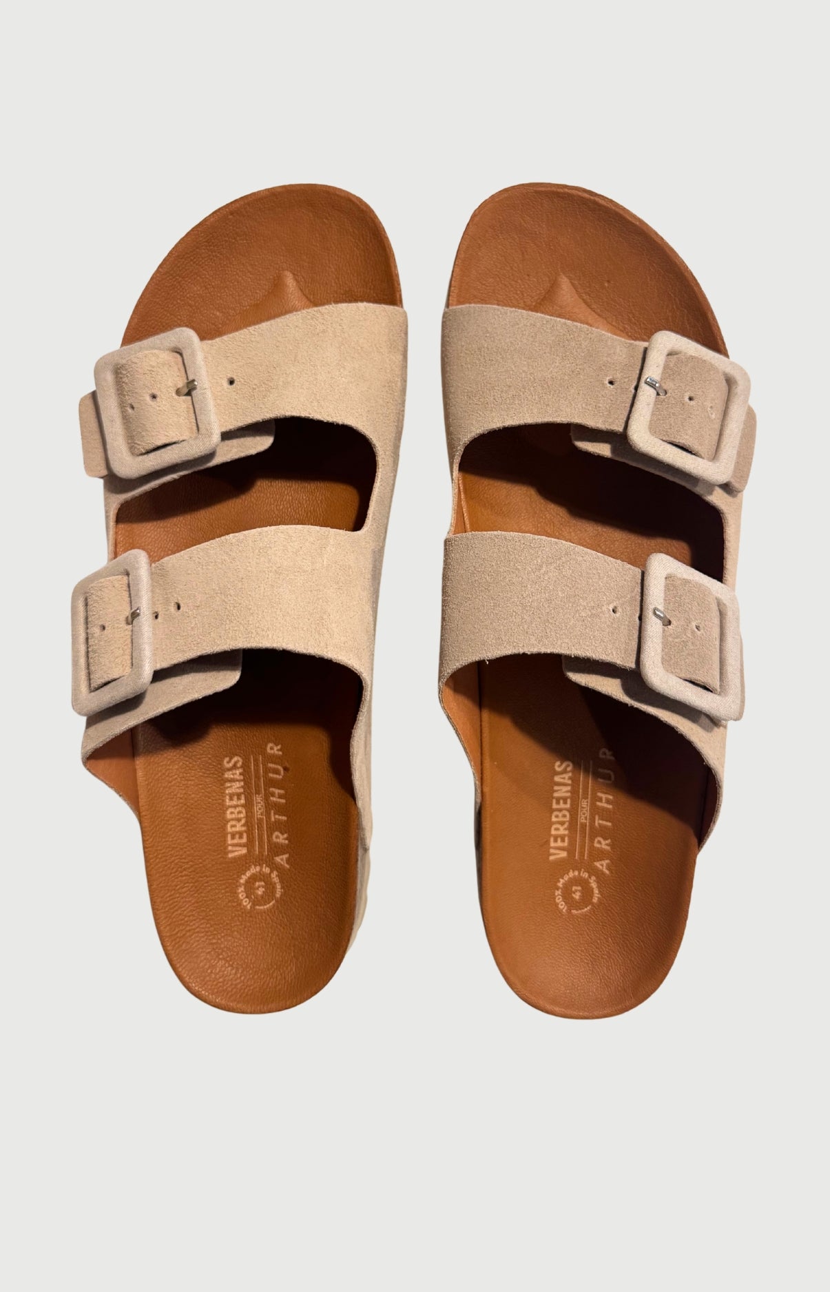 Sandales à deux brides en daim couleur beige sable femme 3