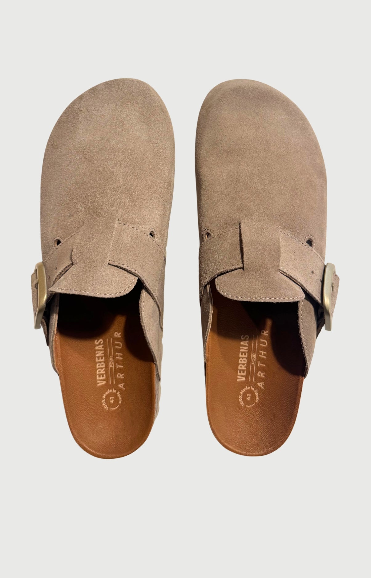 Chaussons sabot en daim couleur beige sable femme 3