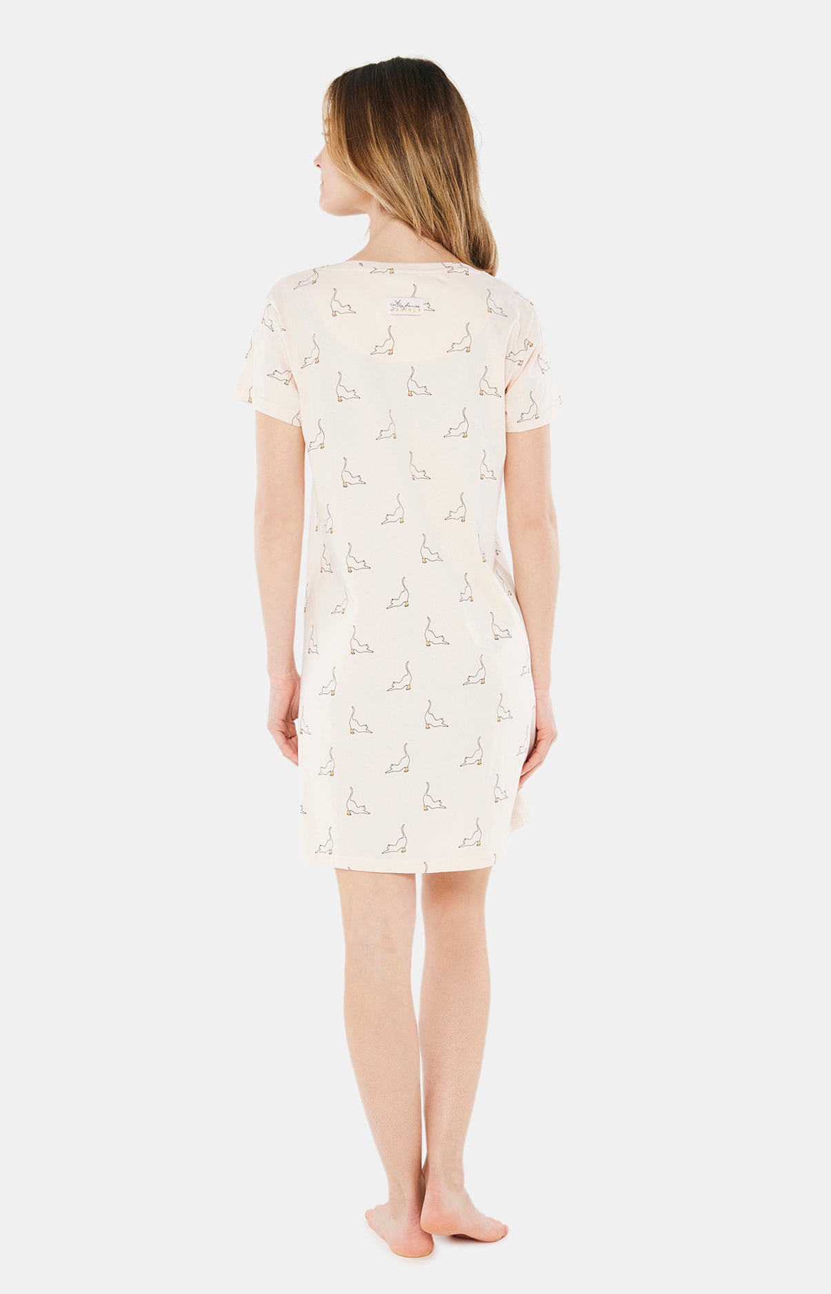 Chemise de Nuit Femme Chat Beauté Rose 4