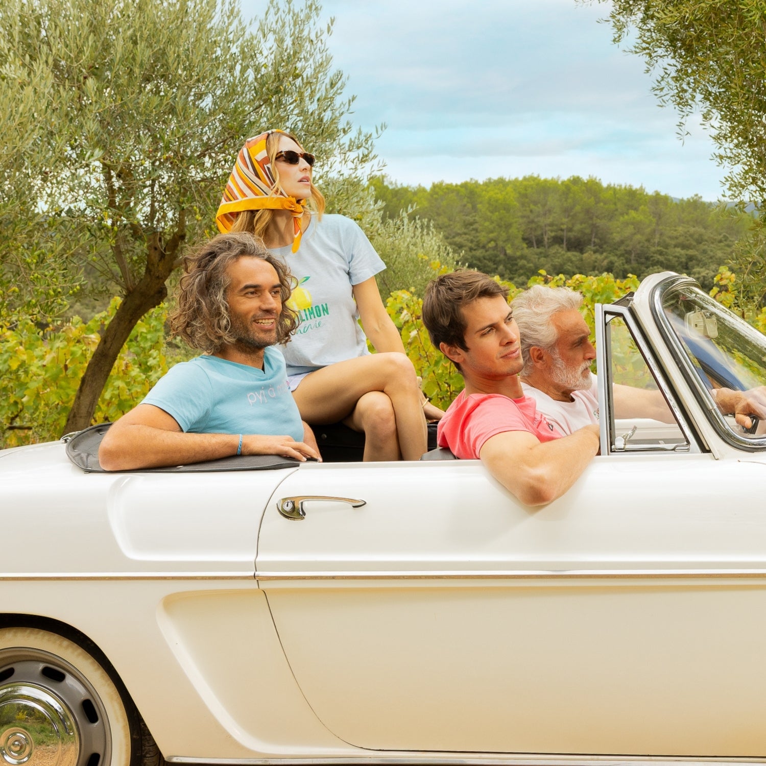 Opération Jours Heureux 2 articles achetés; le 3ème offert version mobile