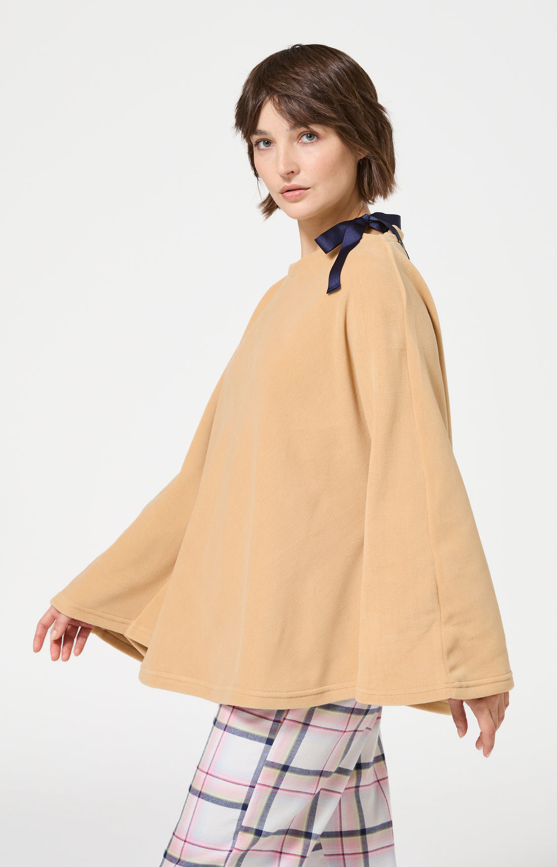 Poncho polaire femme couleur uni camel 2