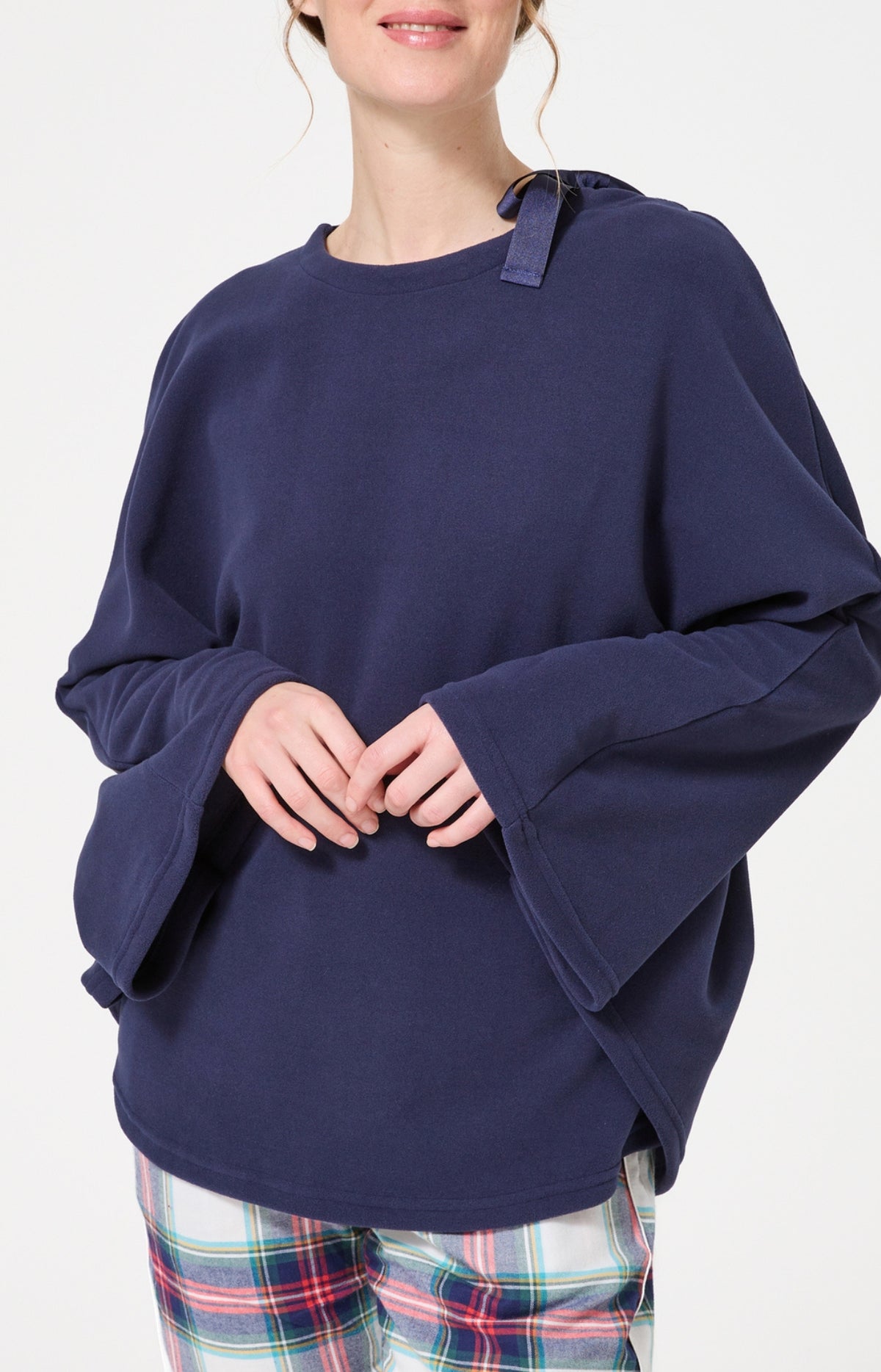 Poncho polaire femme couleur uni bleu marine 2