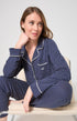 Pyjama long boutonné à pois bleu marine femme 1